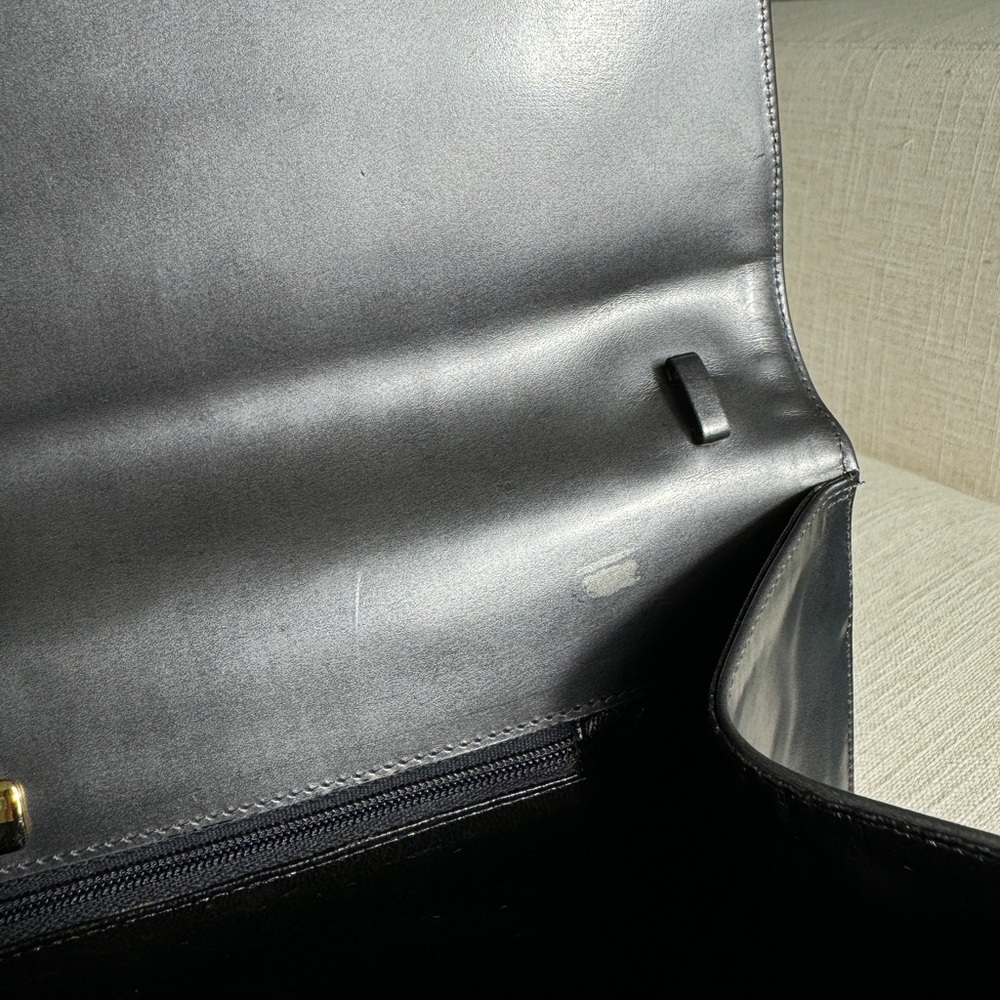 Bally Vintage Clutch Purse. - Picture 11 of 17